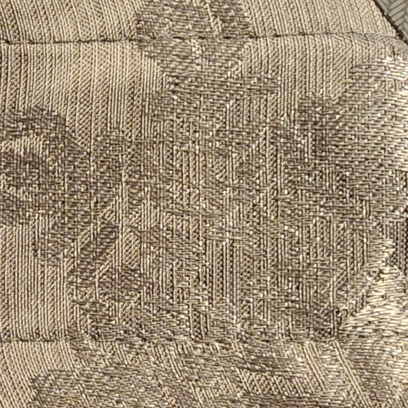 Silver satin snowflakes fabric placemats, lot of 12, 14x19, jacquard, Threshold - Picture 5 of 7